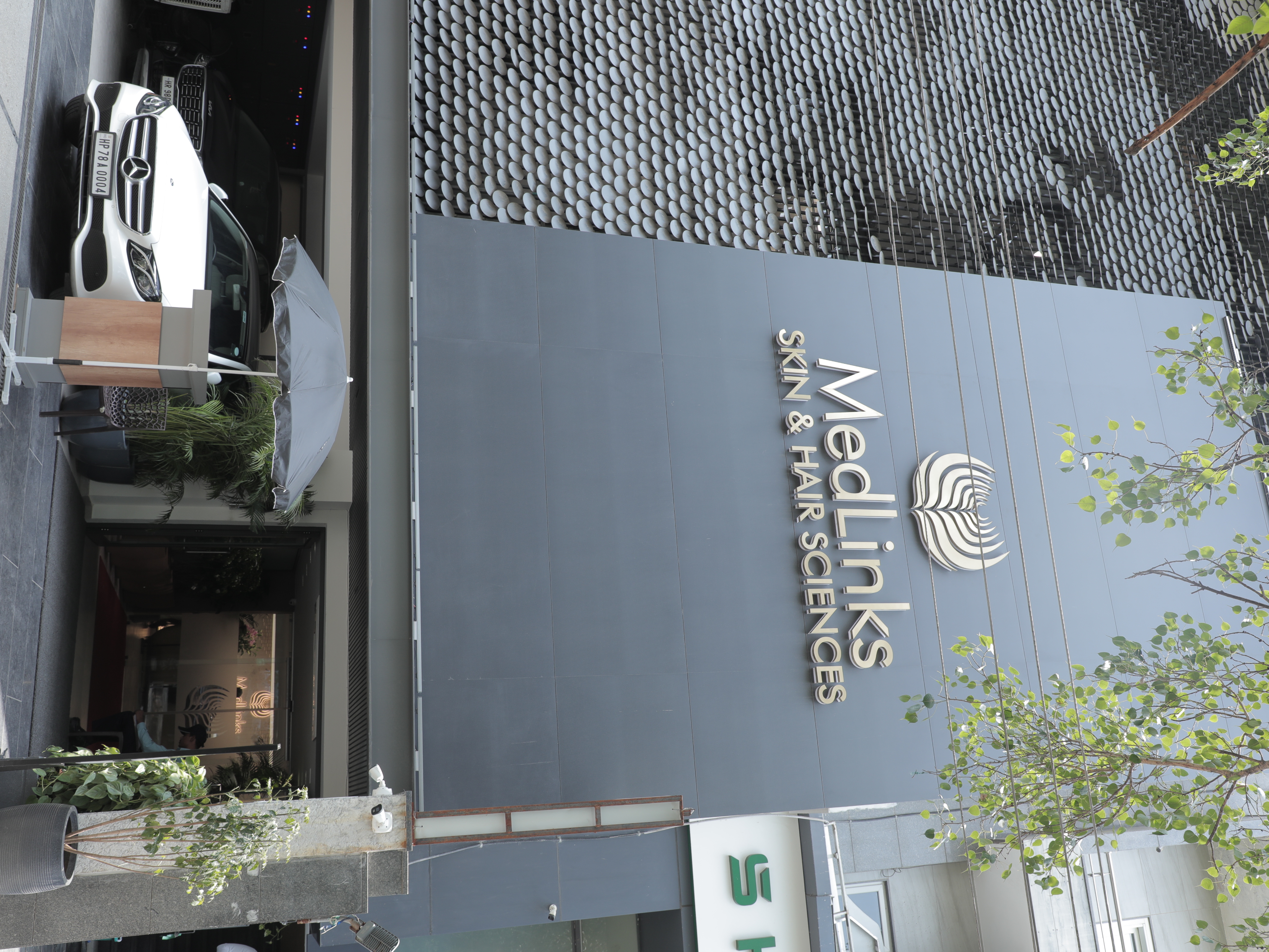 MedLinks Hair Transplant Safdarjung Delhi